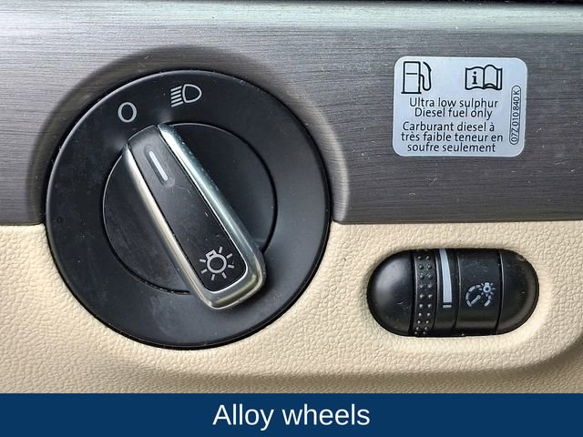 Used 2013 Volkswagen Jetta TDI image 8