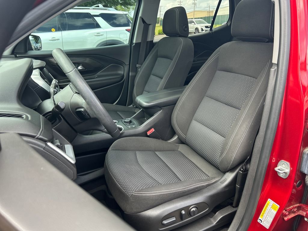 Certified 2022 GMC Terrain SLE w/ Driver Convenience Package FWD image 16