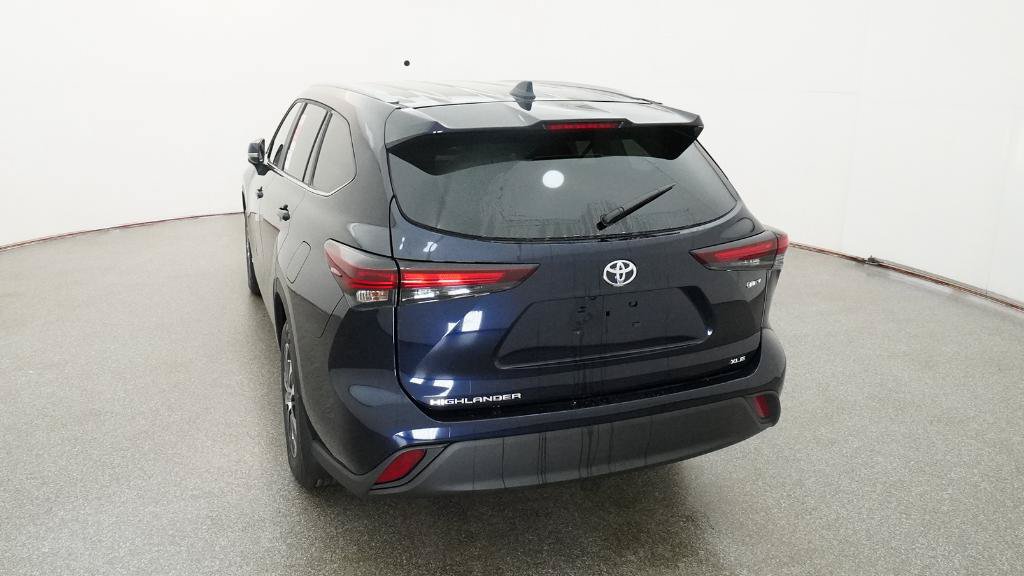 New 2026 Toyota Highlander XLE AWD/4WD image 9