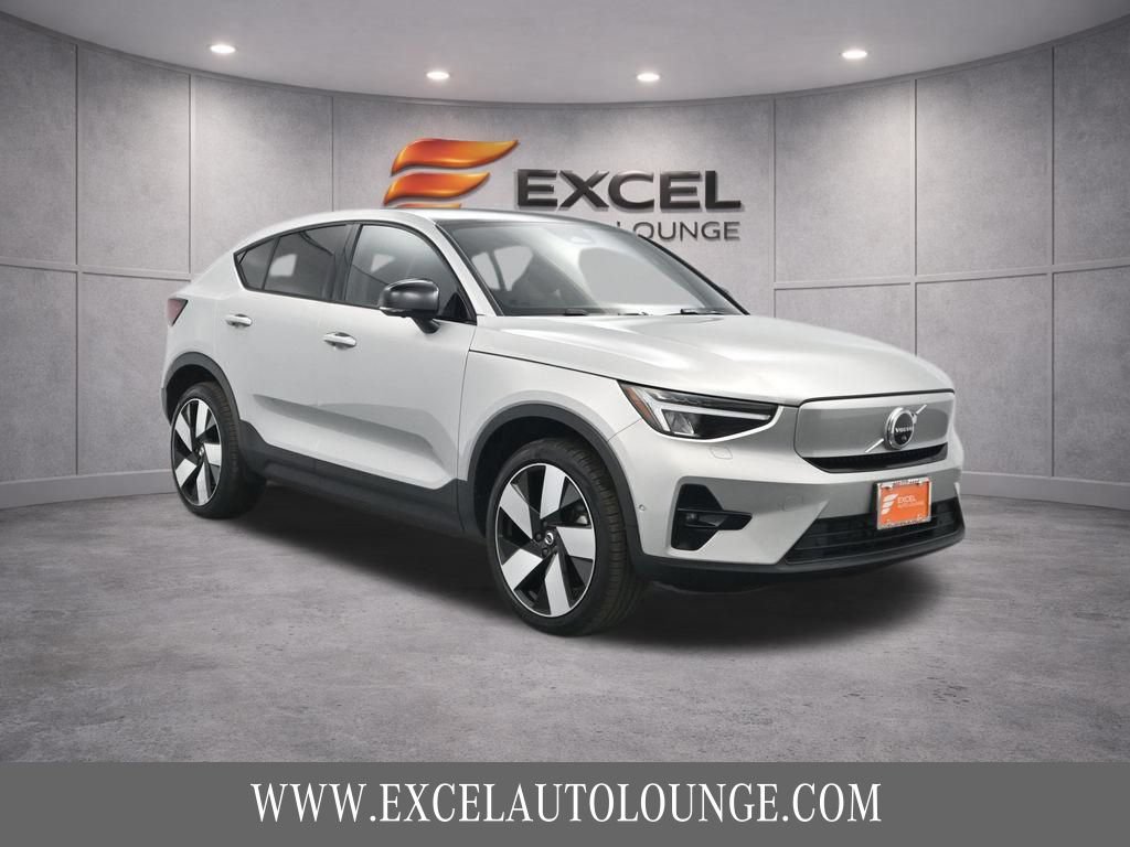 Used 2023 Volvo C40 P8 Recharge Ultimate AWD/4WD image 11