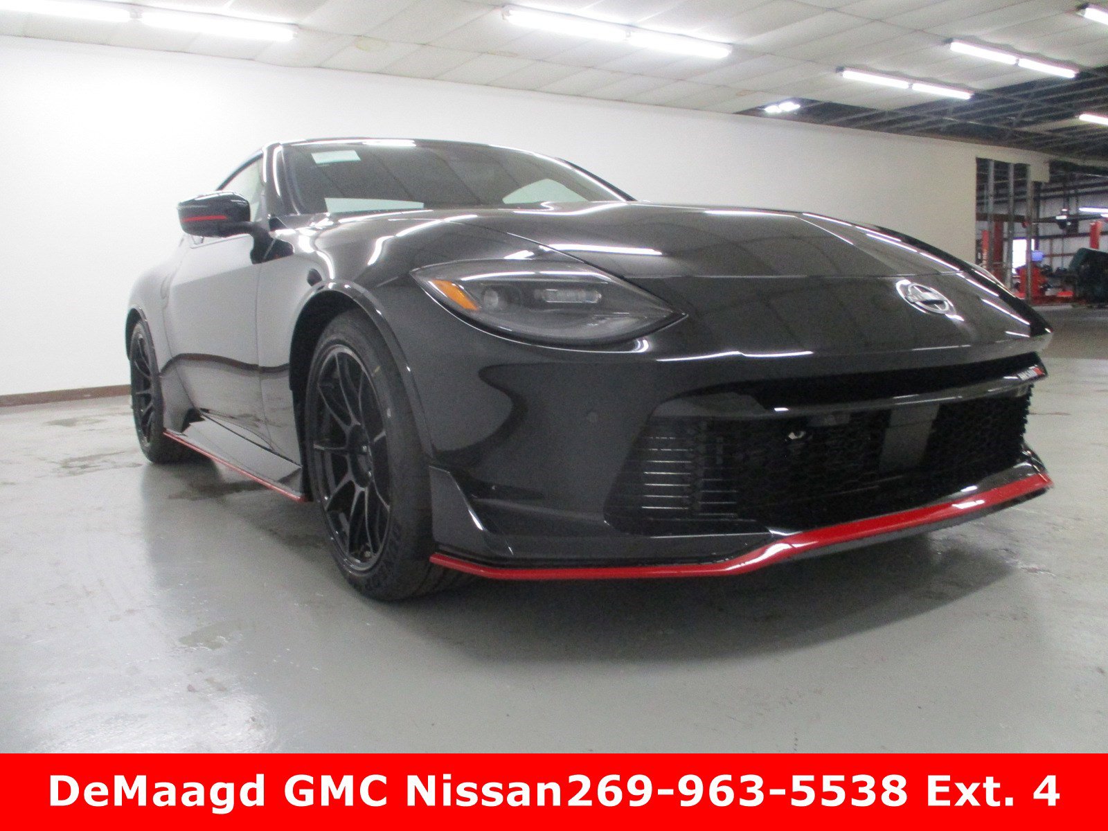 New 2024 Nissan Z NISMO w/ Floor Mat Package image 3