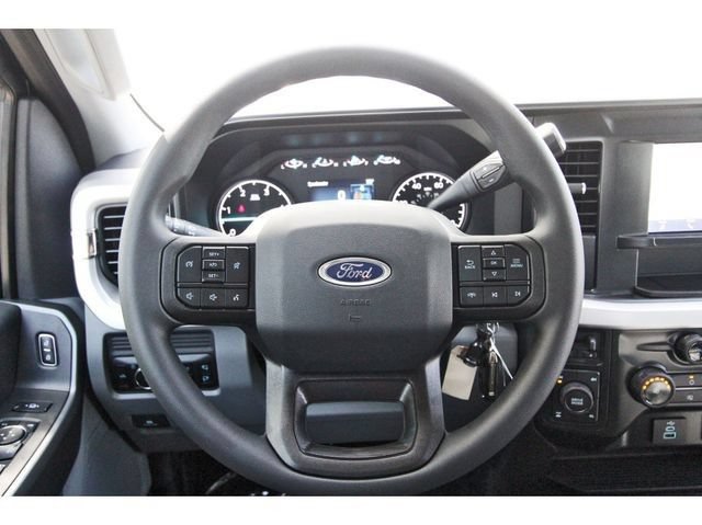 New 2026 Ford F250 XLT w/ FX4 Off-Road Package AWD/4WD image 11