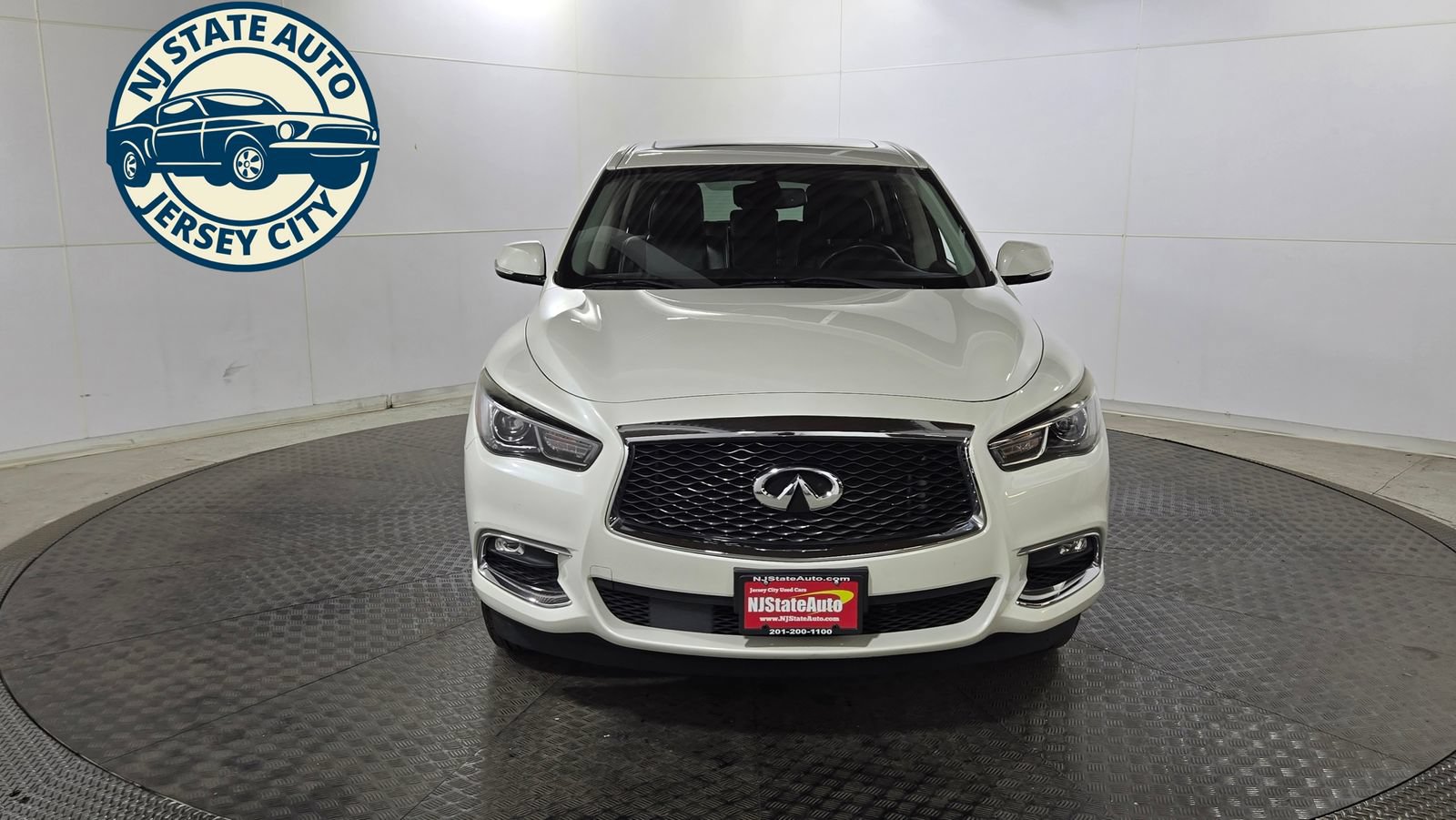 Used 2019 INFINITI QX60 Pure AWD/4WD image 2