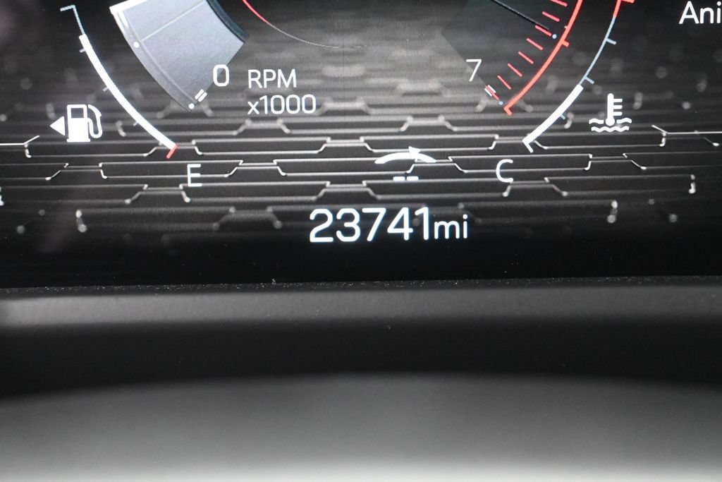 Used 2024 GMC Acadia Elevation w/ Luxury Package FWD image 32