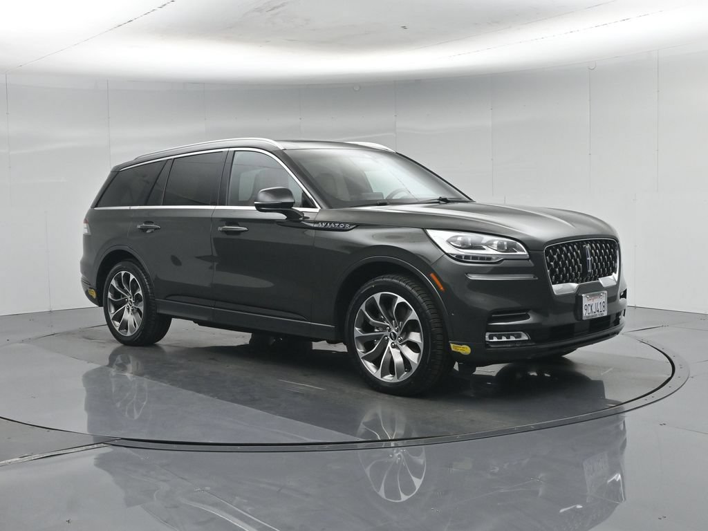 Used 2022 Lincoln Aviator Grand Touring w/ Equipment Group 301A AWD/4WD image 27