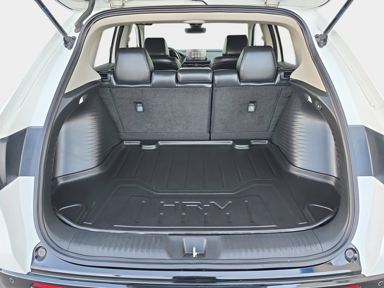 Used 2024 Honda HR-V EX-L image 12