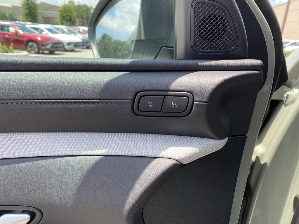 New 2026 Hyundai Santa Cruz Limited AWD/4WD image 12
