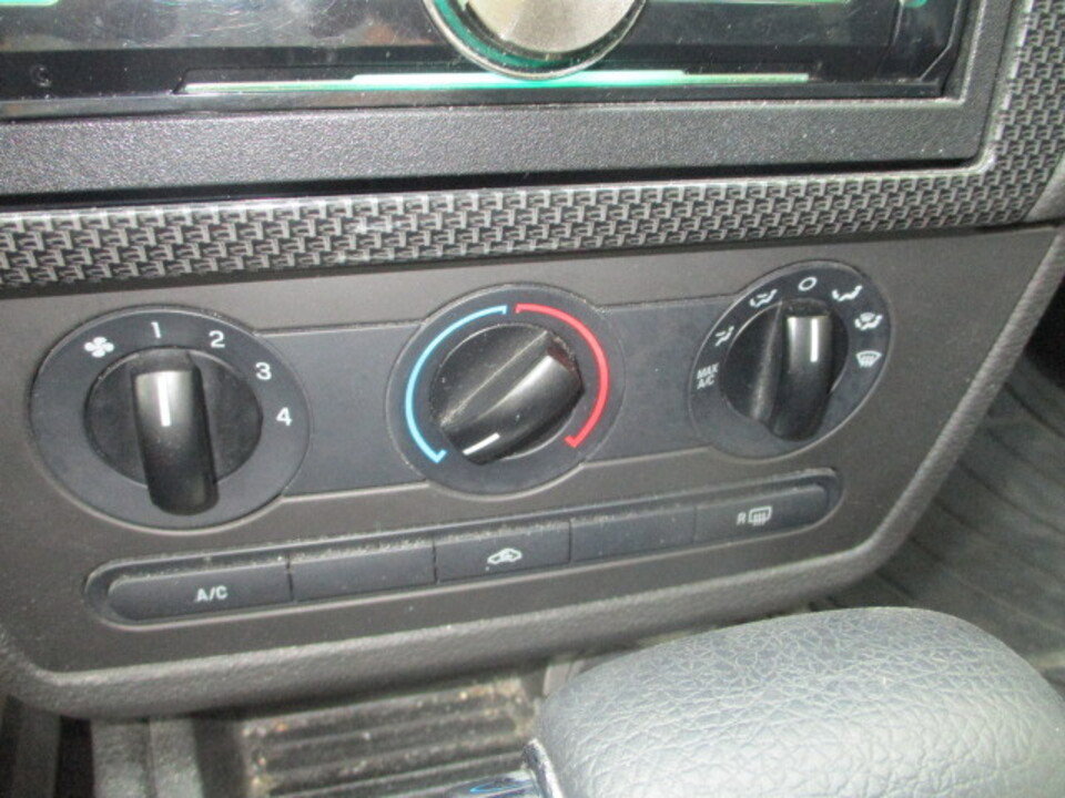 Used 2007 Ford Fusion SE image 30