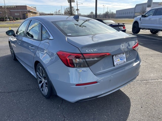 Used 2022 Honda Civic Touring image 5