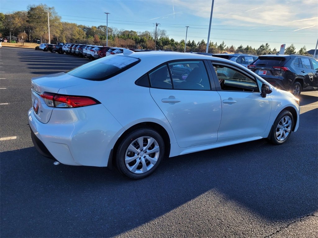 New 2026 Toyota Corolla LE image 10