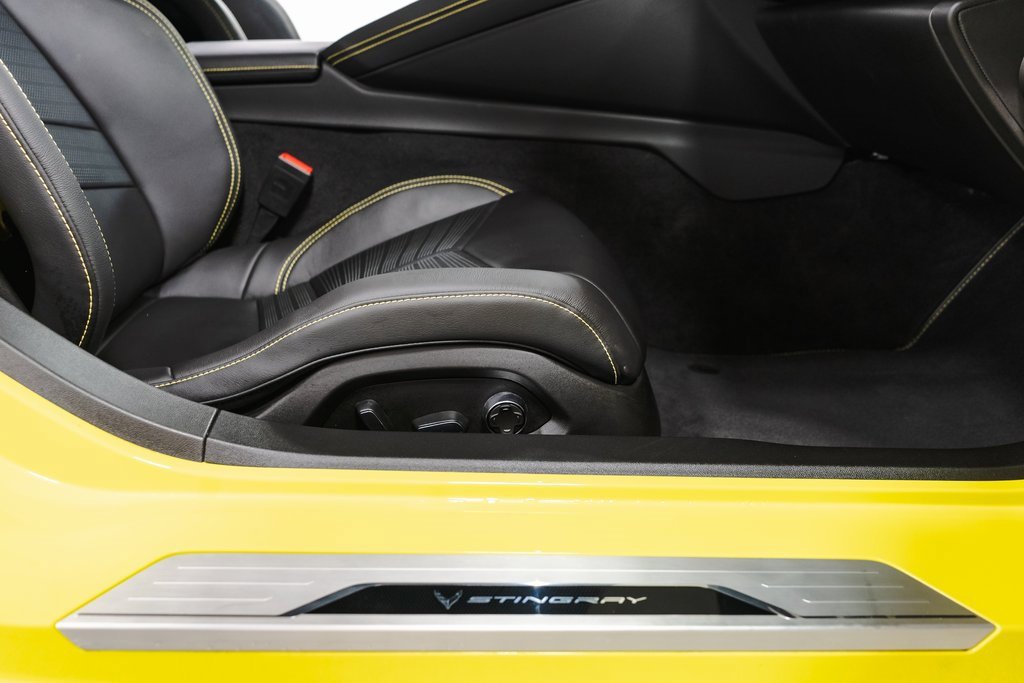 Used 2023 Chevrolet Corvette Stingray Premium Conv w/ 3LT image 35