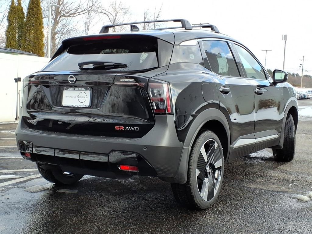 New 2026 Nissan Kicks SR w/ Cold Weather Package image 4