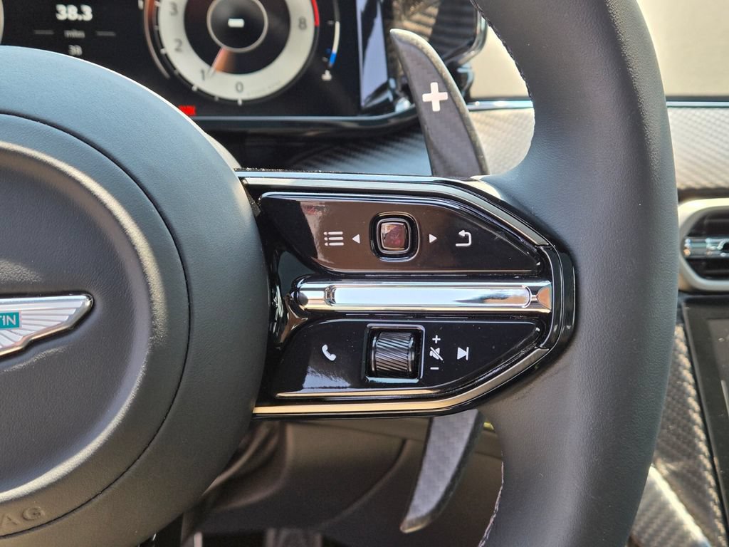 New 2025 Aston Martin Vanquish RWD image 37