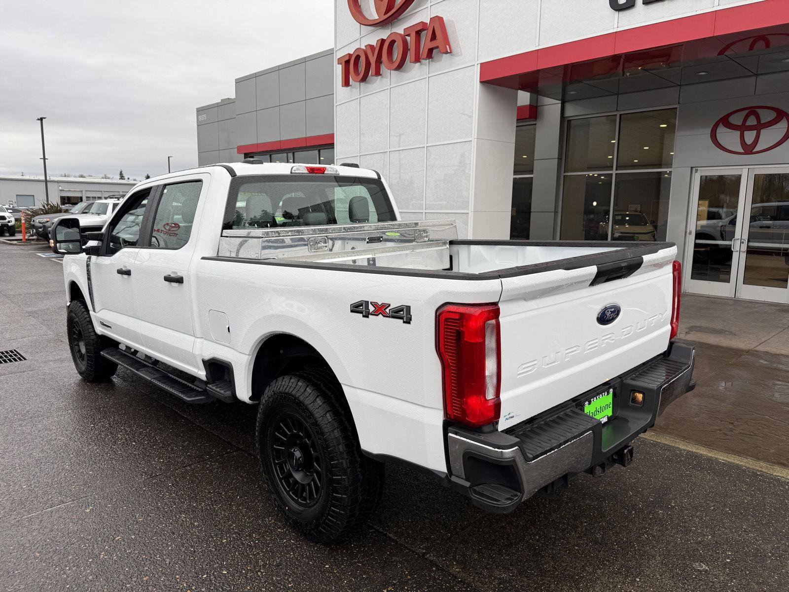 Used 2025 Ford F250 XL w/ XL Chrome Package image 4