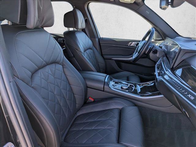 Used 2024 BMW X5 xDrive50e image 22