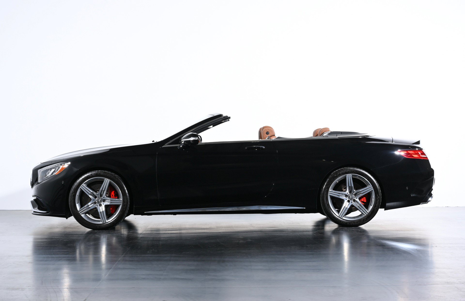 Used 2017 Mercedes-Benz S 63 AMG 4MATIC Cabriolet image 11