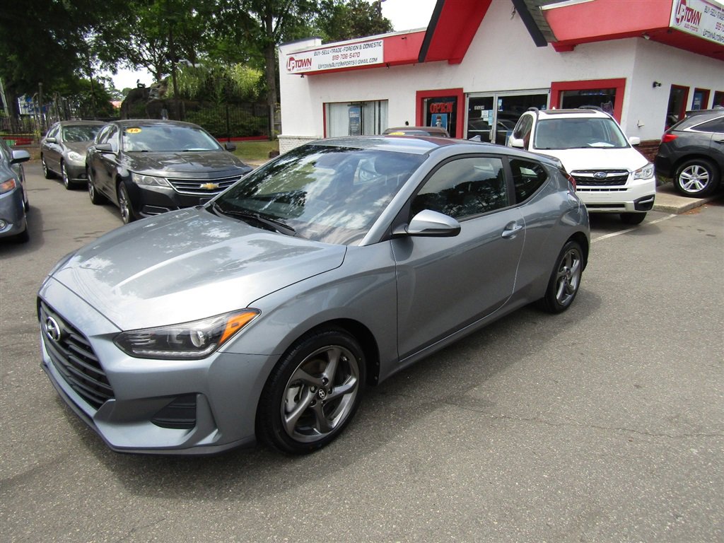 Used 2020 Hyundai Veloster 2.0 FWD image 4
