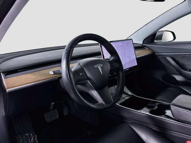 Used 2018 Tesla Model 3 Long Range RWD image 9