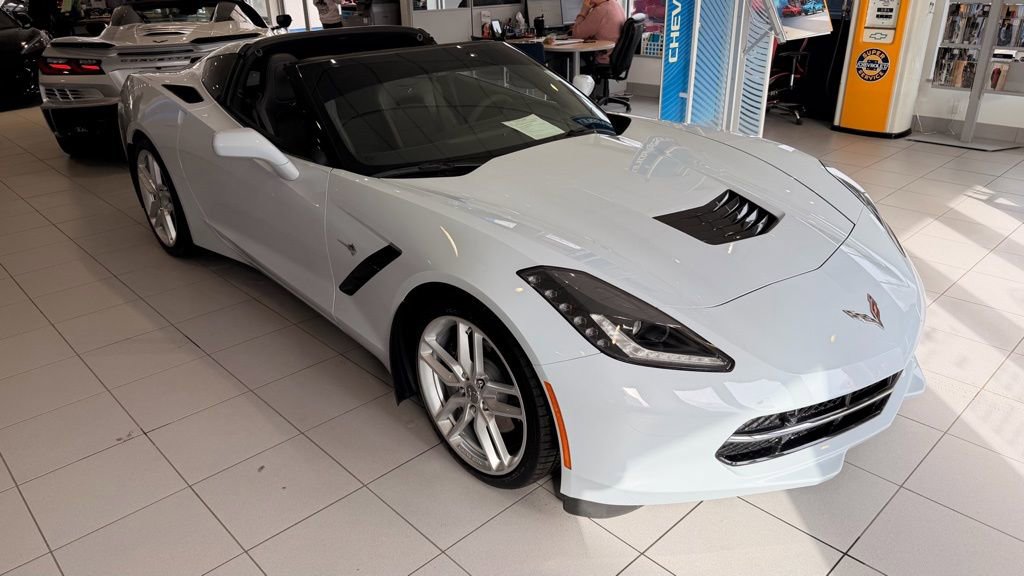 Used 2019 Chevrolet Corvette Stingray w/ 2LT Preferred Equipment Group image 3