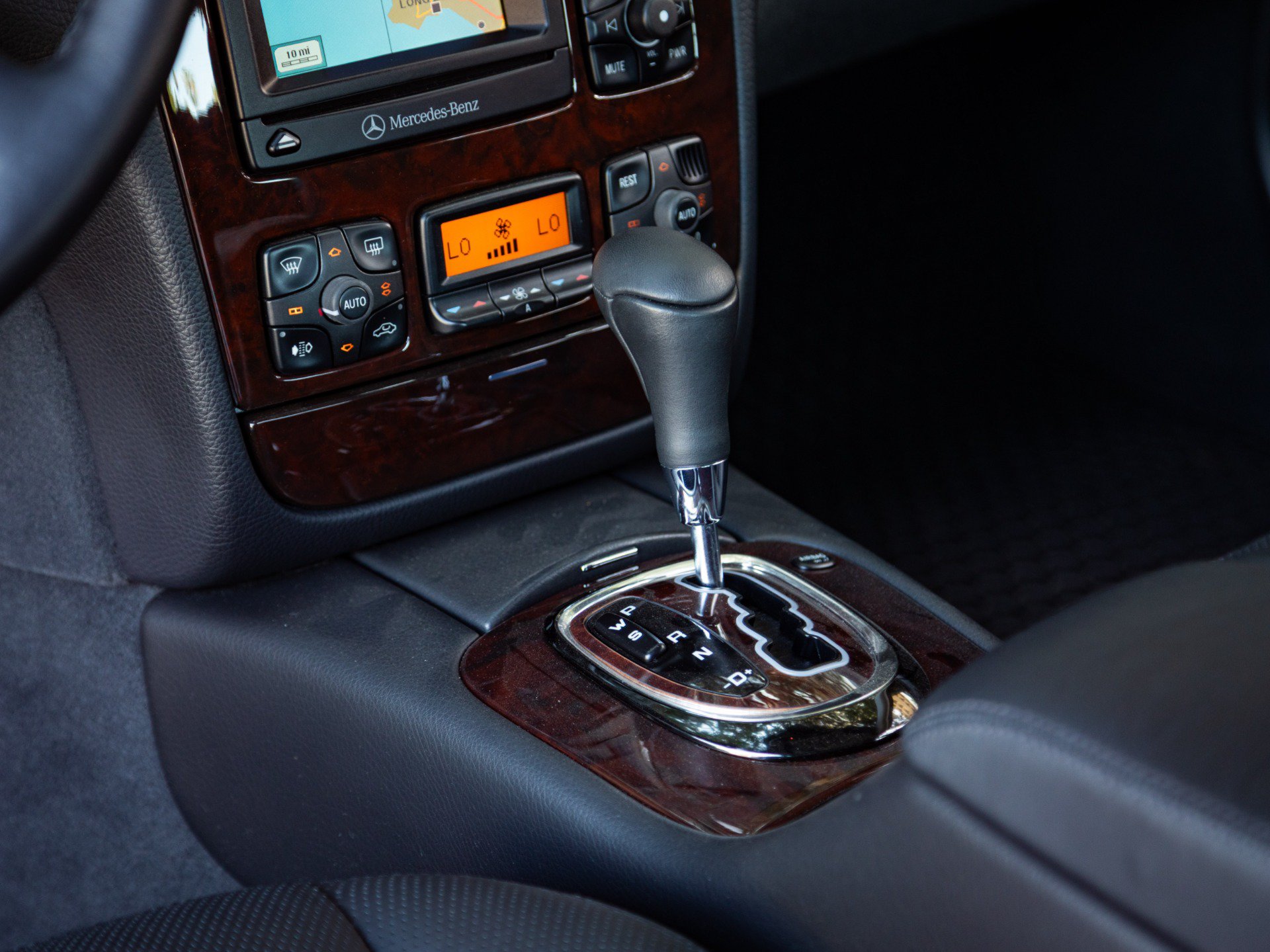 Used 2000 Mercedes-Benz S 500 image 15