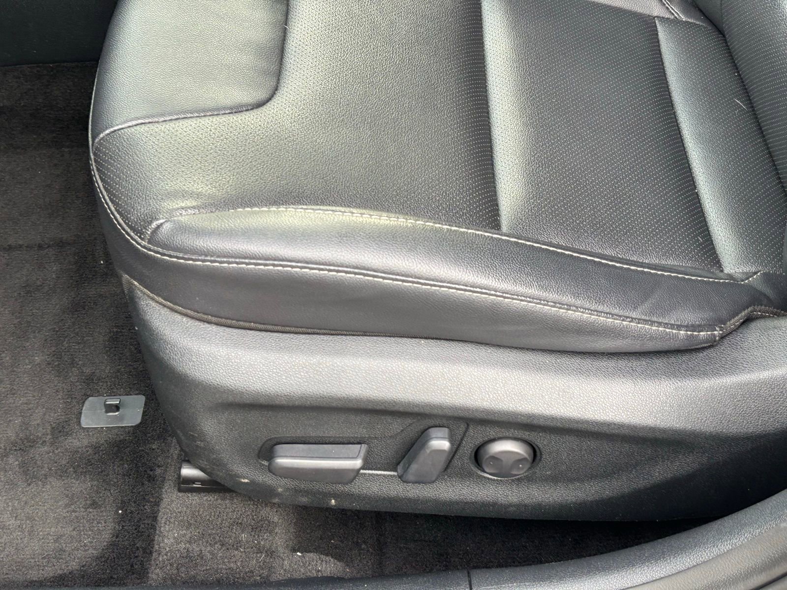 Used 2022 Kia Niro EX Premium FWD image 13