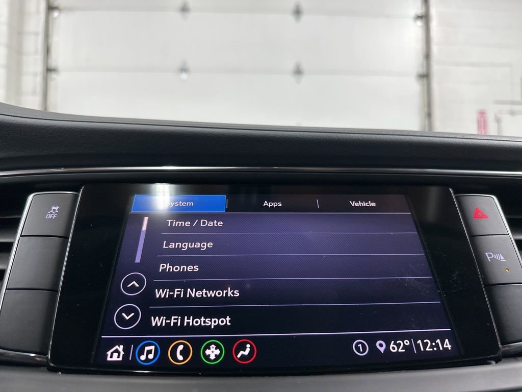 Used 2021 Buick Enclave Essence w/ LPO, Floor Liner Package image 34