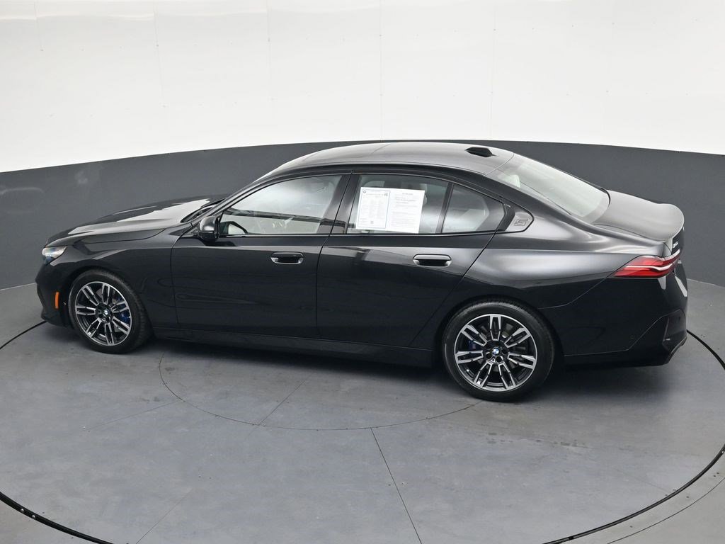 Used 2024 BMW 540i xDrive w/ Premium Package AWD/4WD image 22