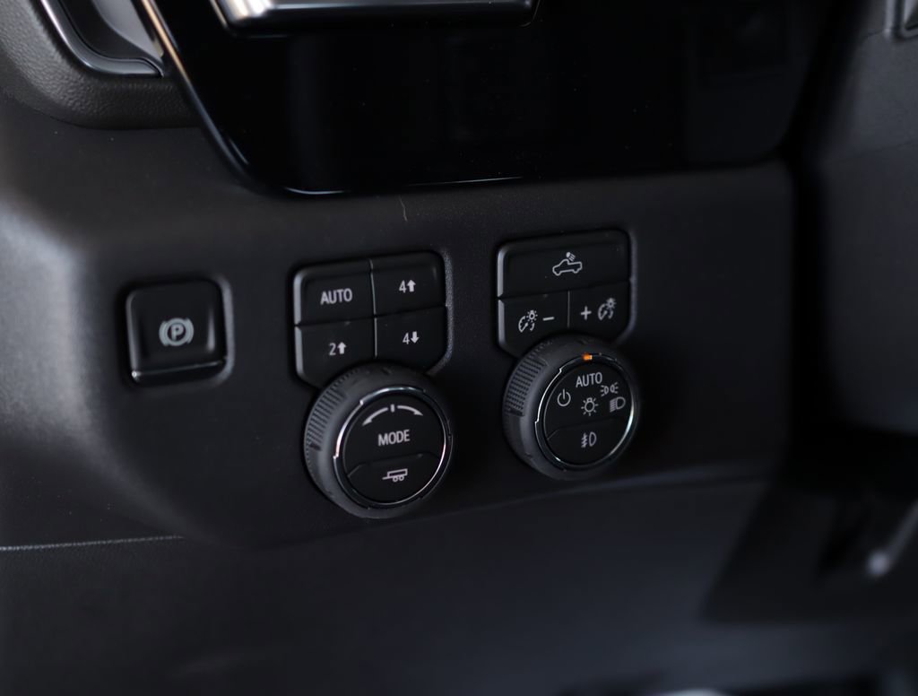 New 2026 Chevrolet Silverado 1500 LT Trail Boss w/ Protection Package image 10