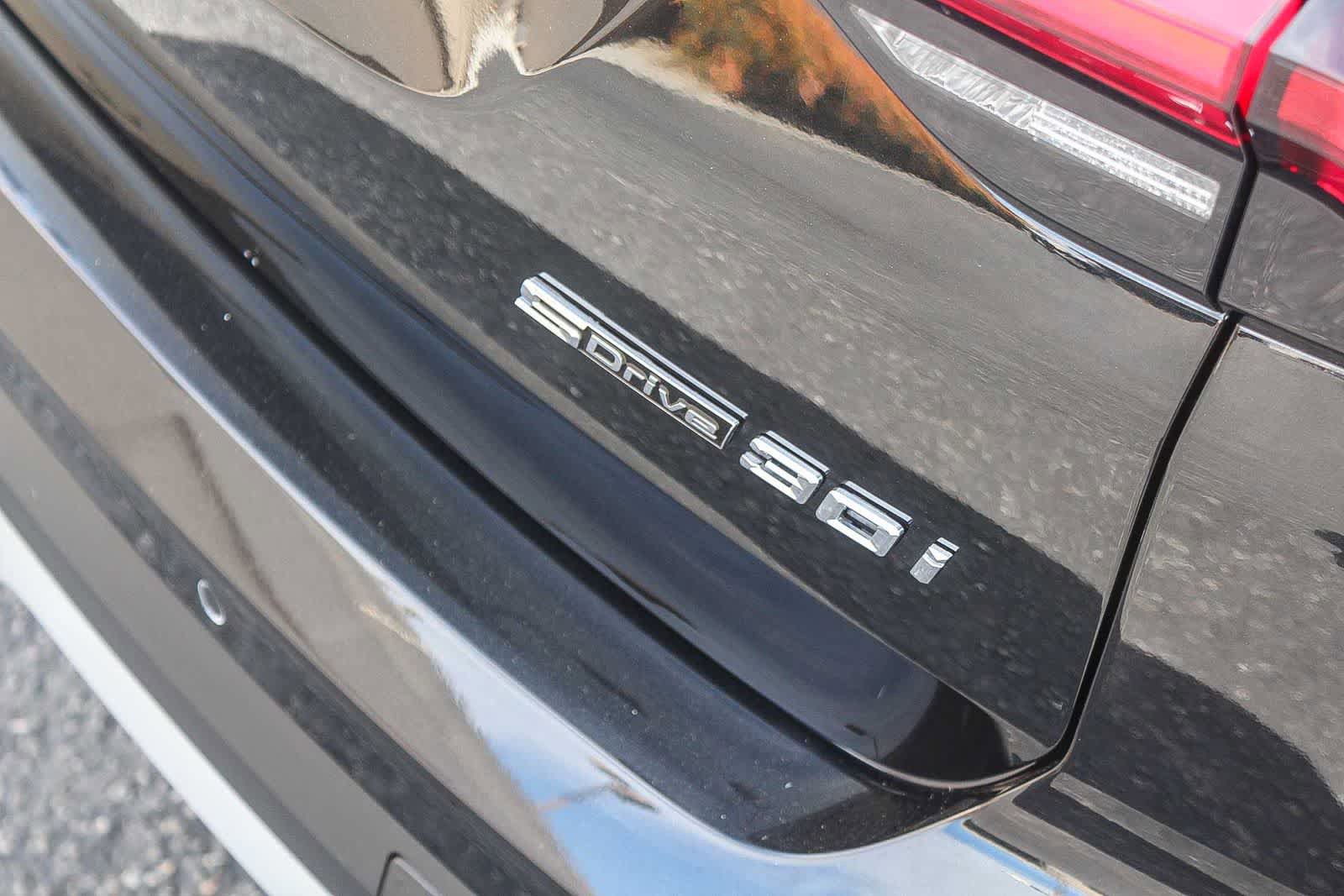 Used 2023 BMW X3 sDrive30i w/ Premium Package w/ZPA RWD image 12