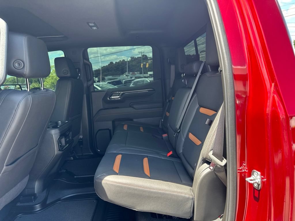 Used 2025 GMC Sierra 1500 AT4 w/ AT4 Premium Package AWD/4WD image 25