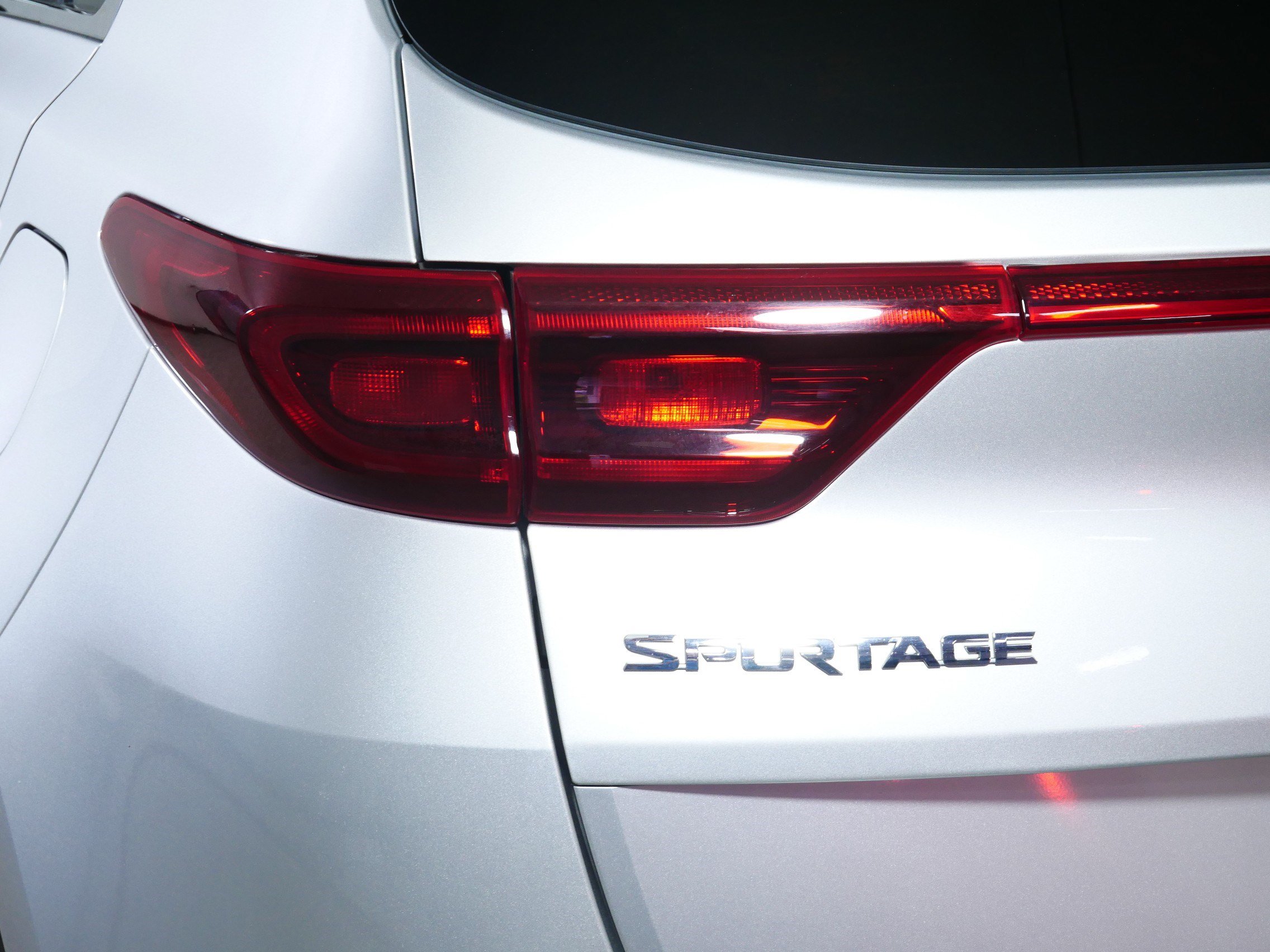 Used 2020 Kia Sportage LX FWD image 17