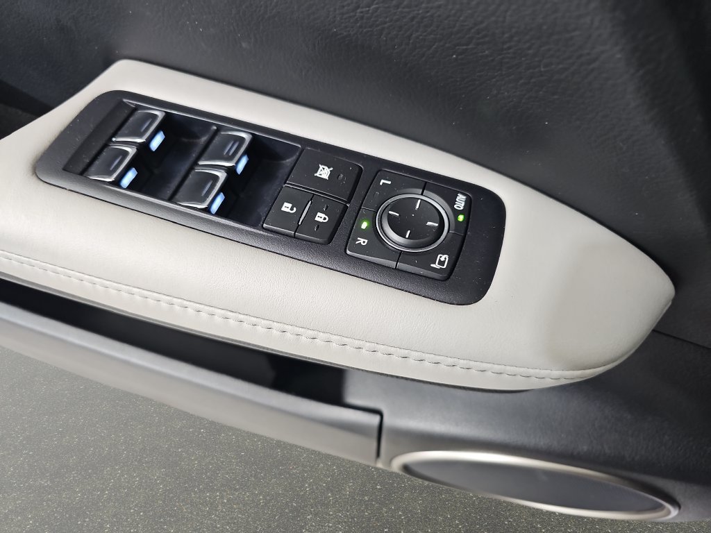 Used 2017 Lexus RX 350 AWD image 30
