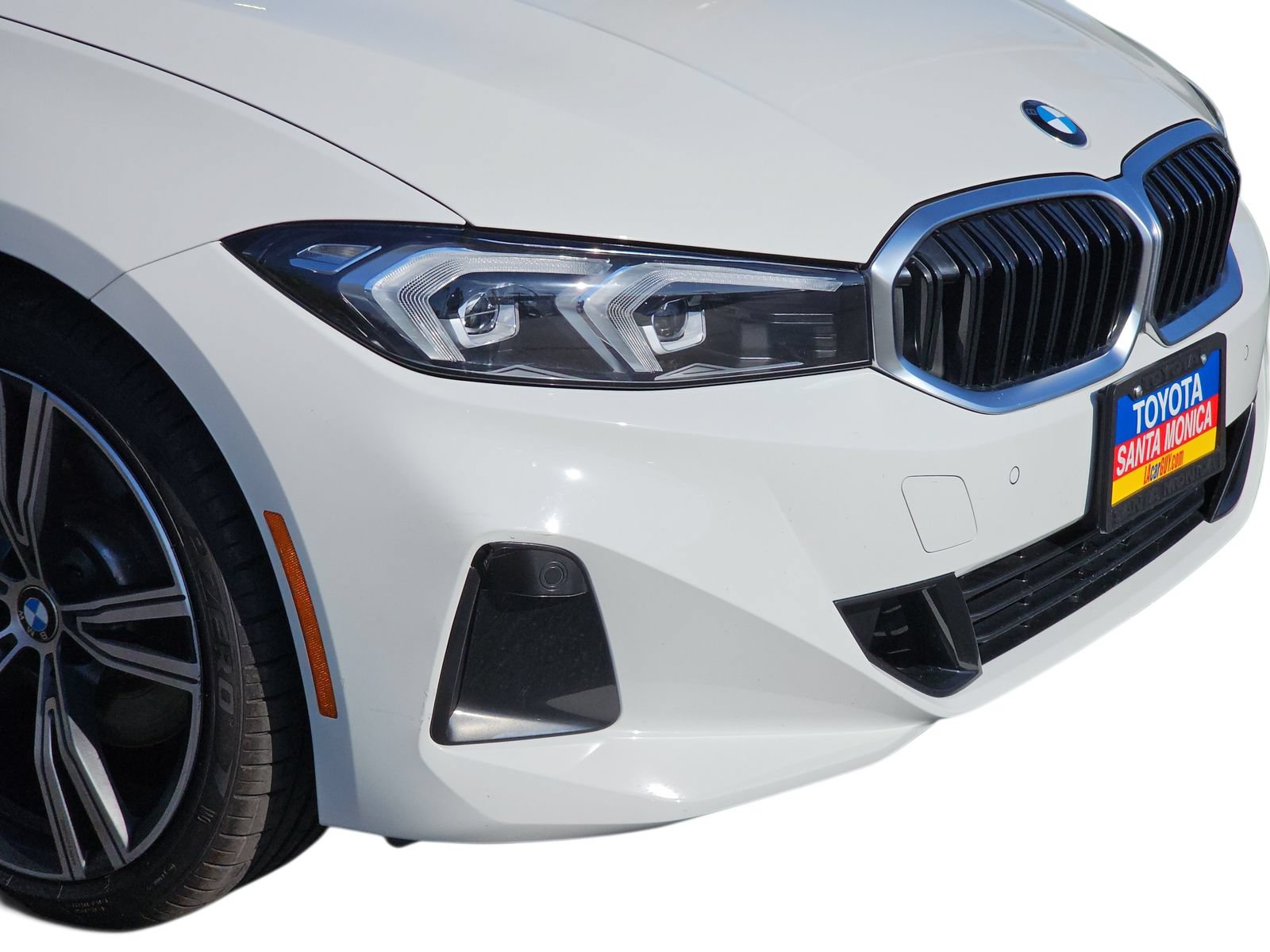 Used 2023 BMW 330i Sedan w/ Driving Assistance Package RWD image 9