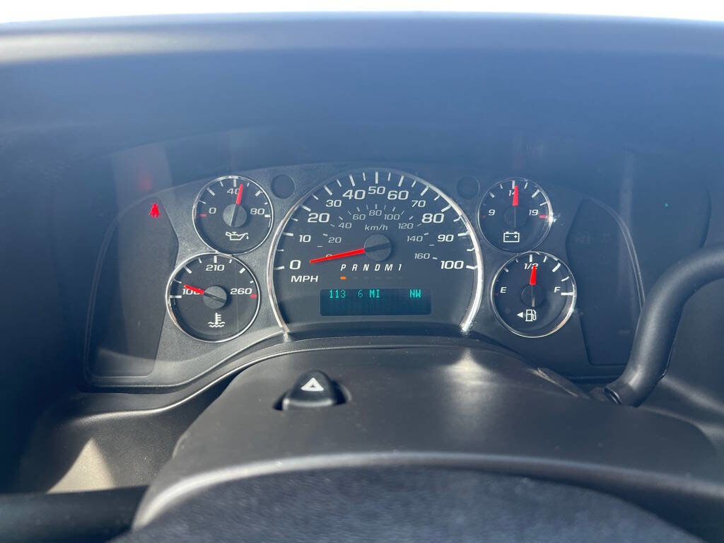 Used 2016 Chevrolet Express 3500 LS image 16