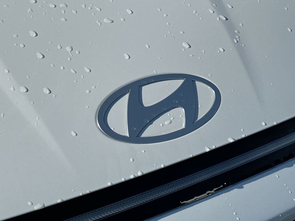 New 2025 Hyundai Sonata Limited FWD image 8