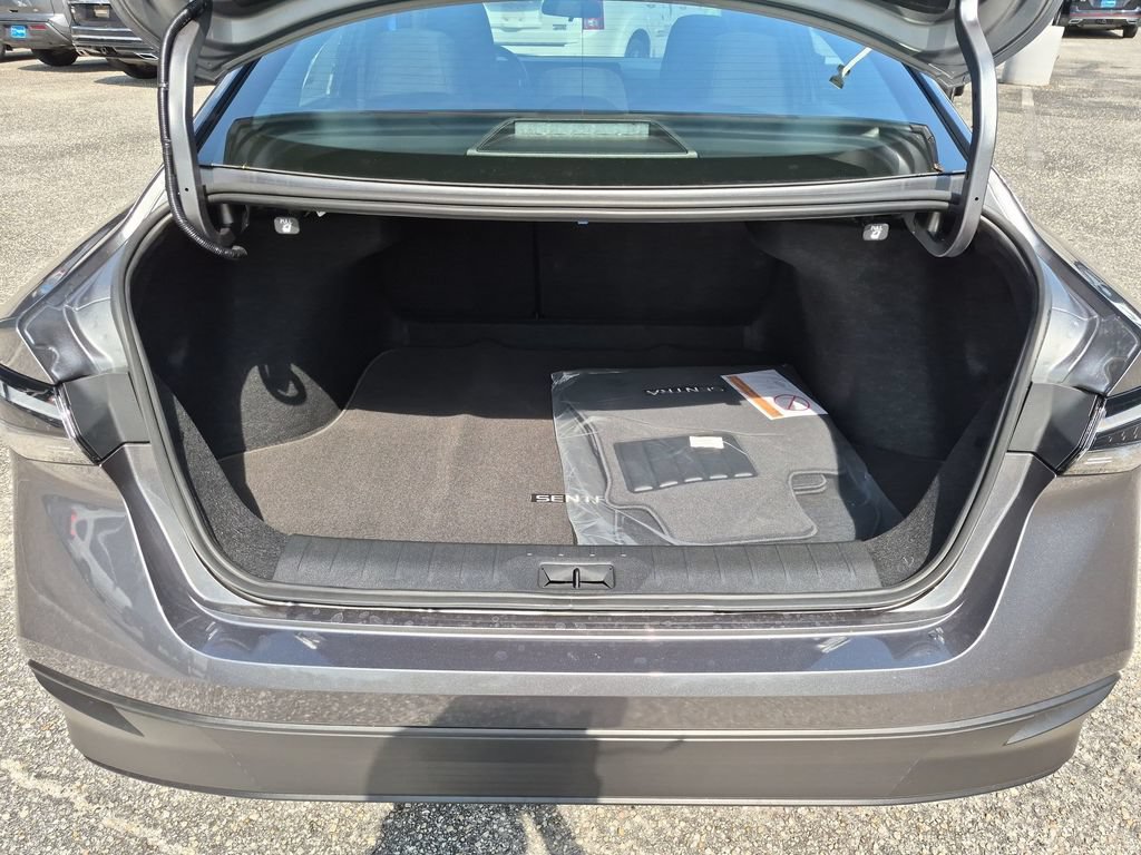 New 2027 Nissan Sentra S w/ Floor Mat Package FWD image 30