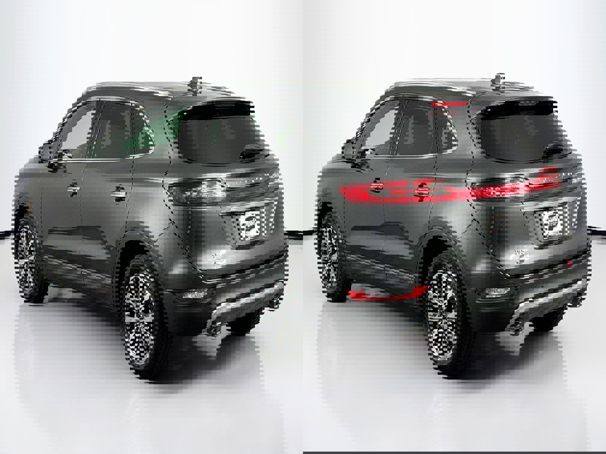 Used 2019 Lincoln MKC Reserve w/ MKC Climate Package image 9