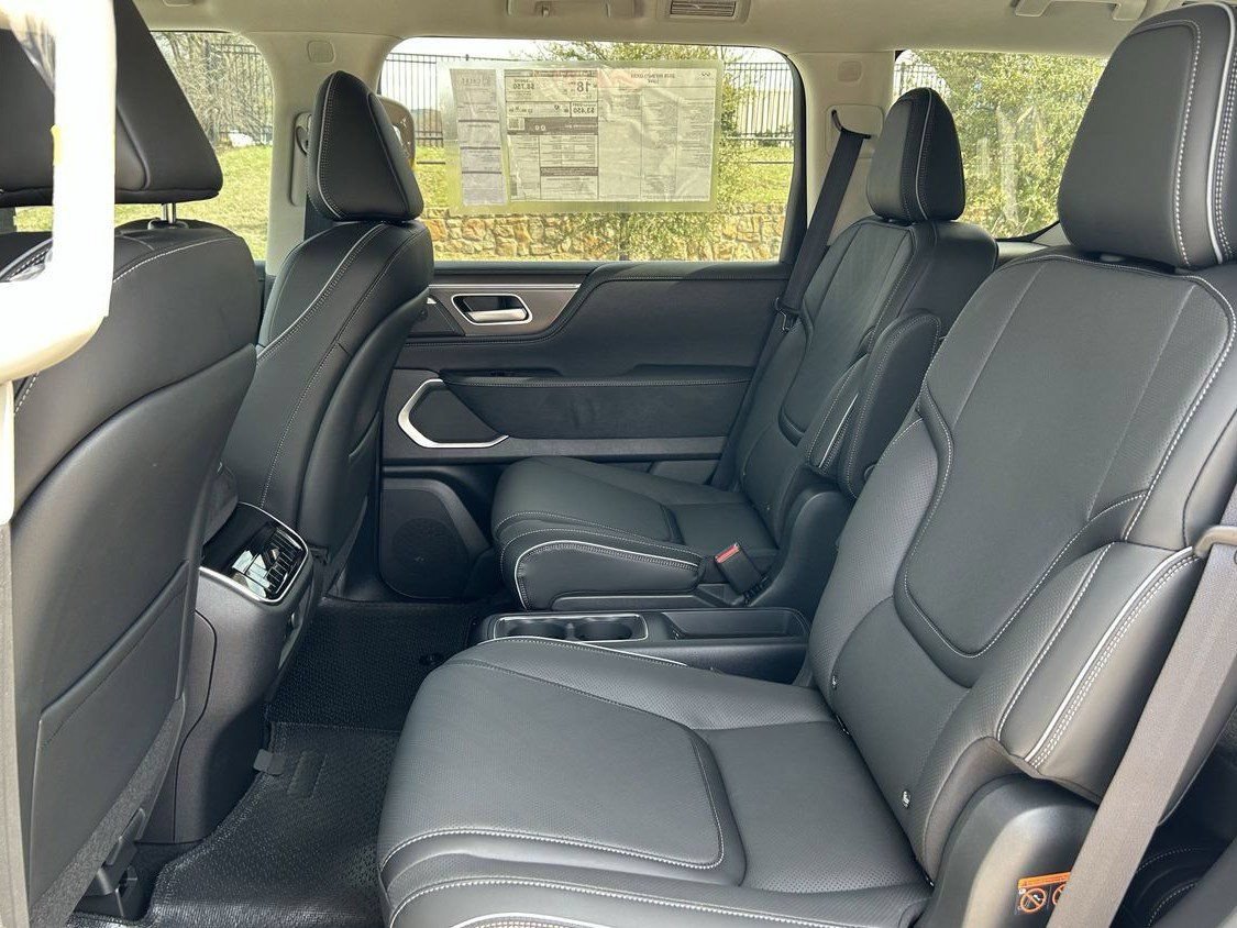 New 2026 INFINITI QX80 Luxe w/ Cargo Package RWD image 23