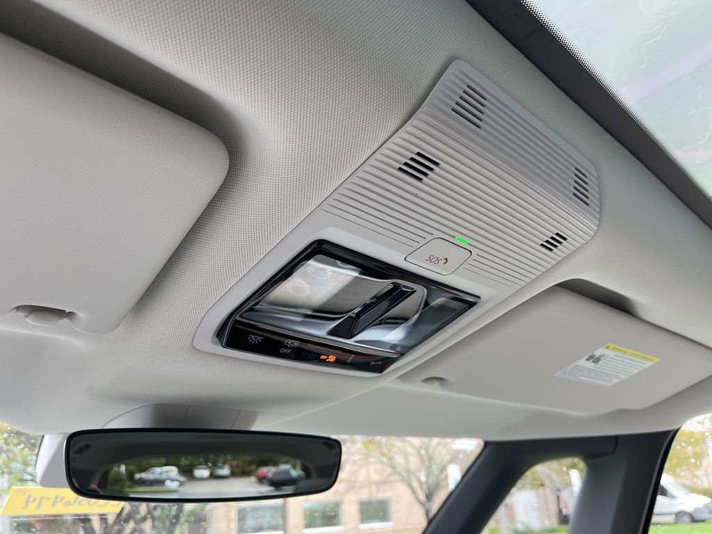 New 2025 Volkswagen ID. Buzz Pro S Plus image 22