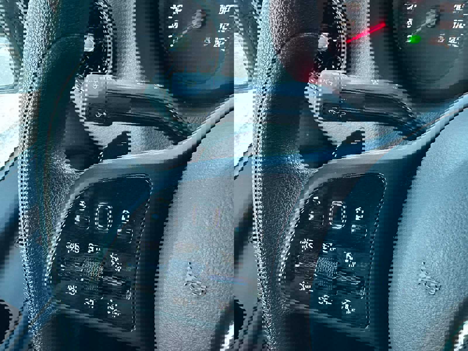 Used 2023 Mercedes-Benz Sprinter 2500 image 34