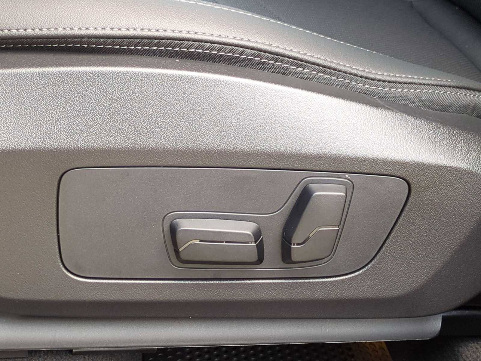 New 2026 BMW X1 xDrive28i image 17