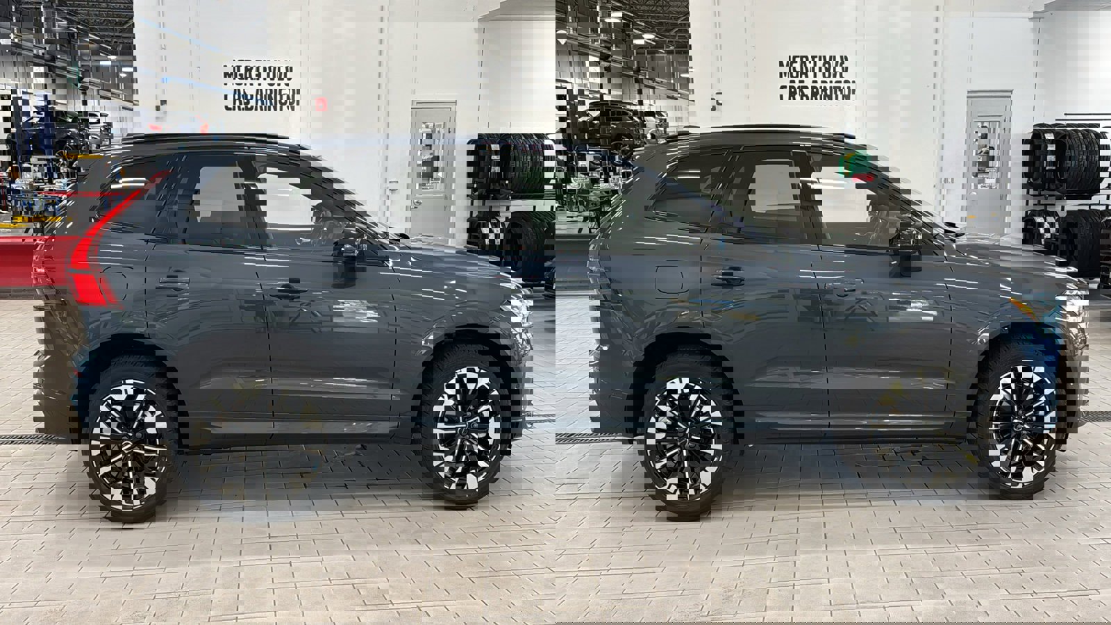 Used 2026 Volvo XC60 B5 Plus w/ Protection Package Premier image 4