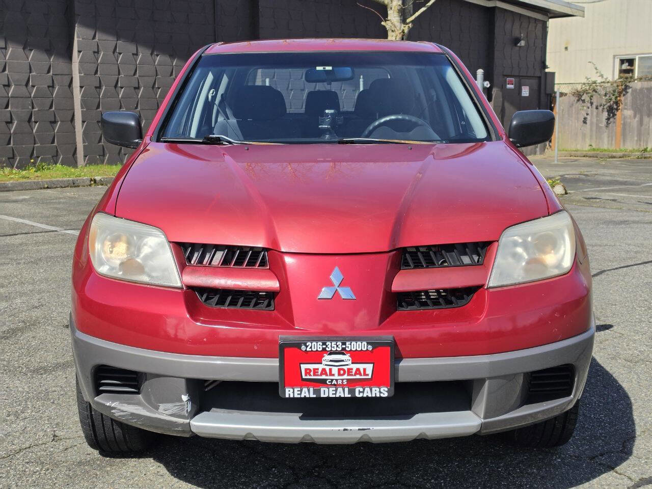 Used 2006 Mitsubishi Outlander LS image 2