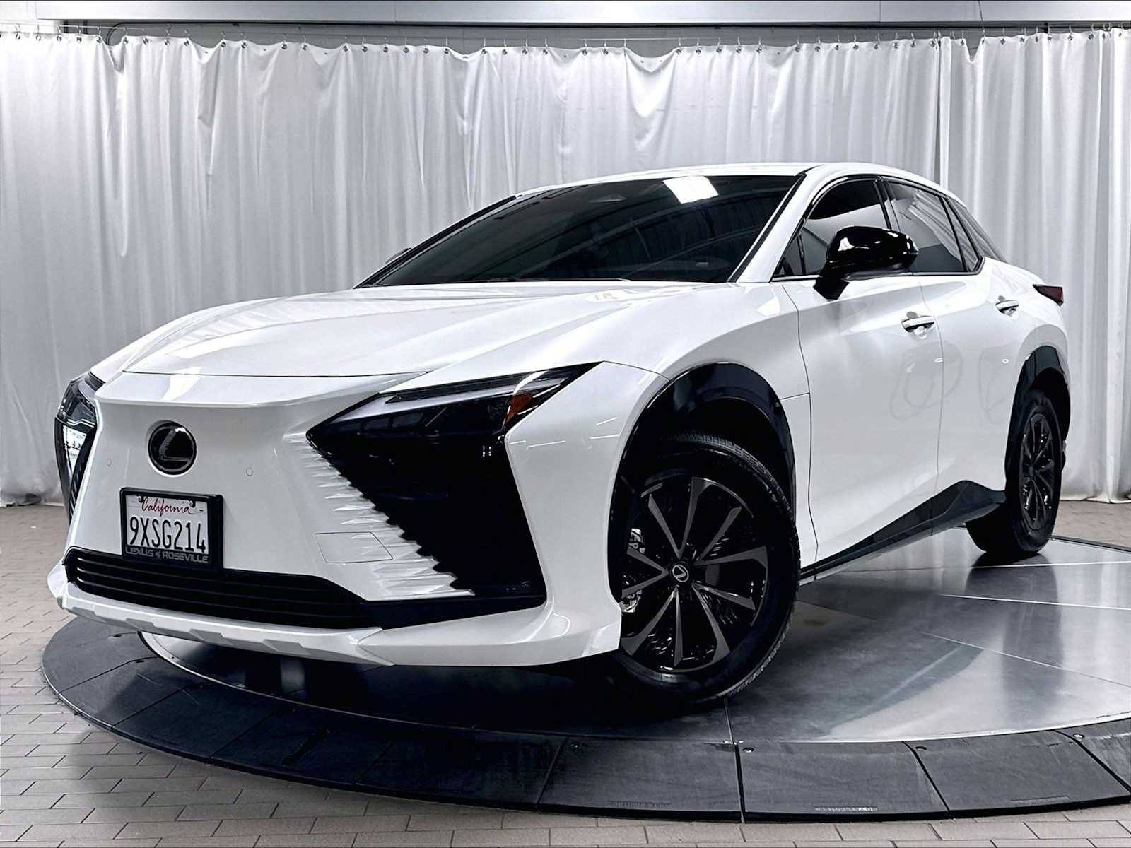 Used 2026 Lexus RZ 350e 2WD w/ Accessory Package (Z1) image 1
