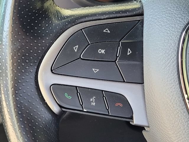 Used 2019 Dodge Challenger SXT w/ Blacktop Package RWD image 24