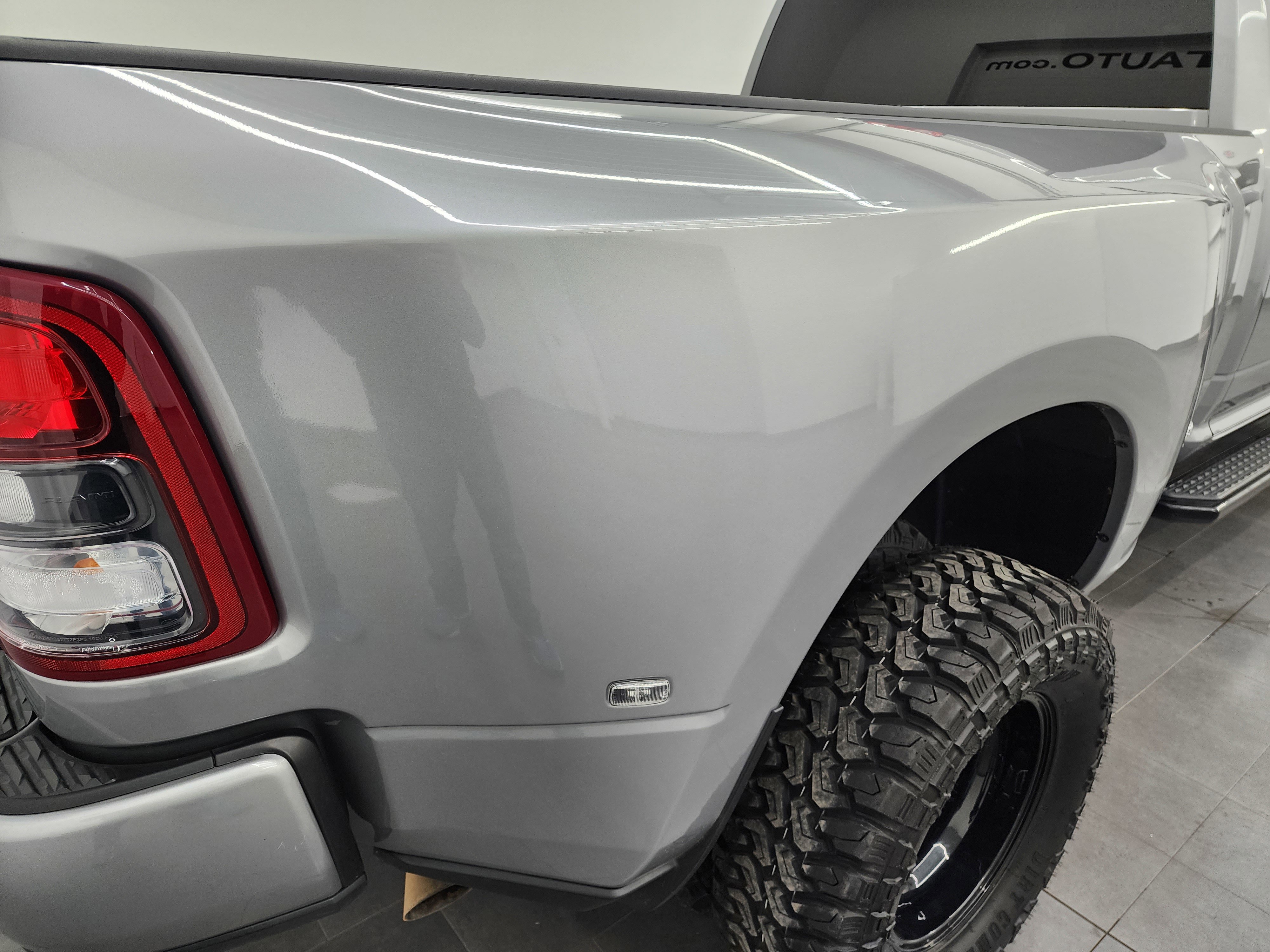 Used 2023 RAM 3500 Big Horn w/ Night Edition image 29