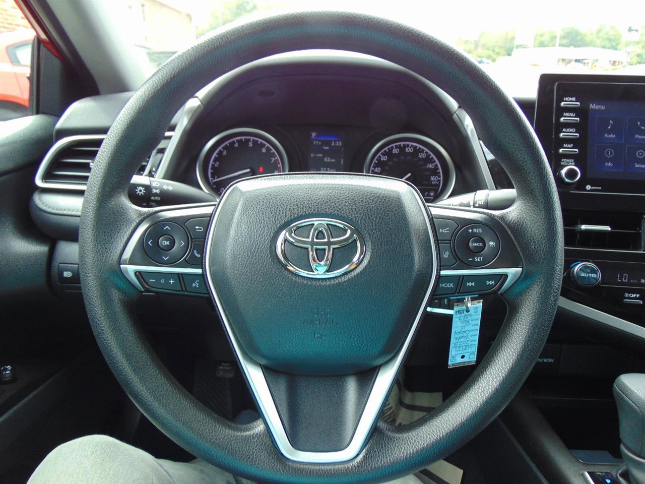 Used 2023 Toyota Camry LE image 31