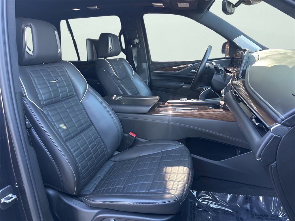 Used 2023 Cadillac Escalade Sport Platinum image 31