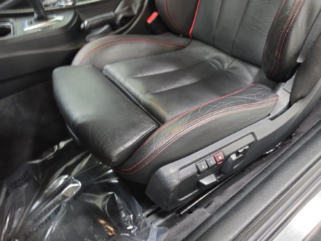 Used 2014 BMW 435i Convertible RWD image 26