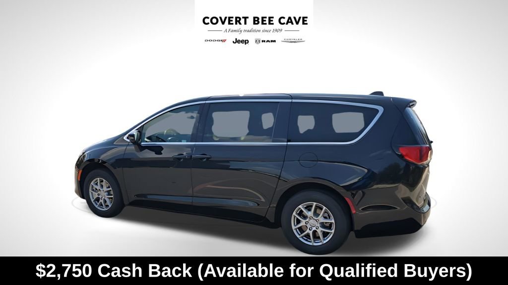 New 2026 Chrysler Voyager LX image 7